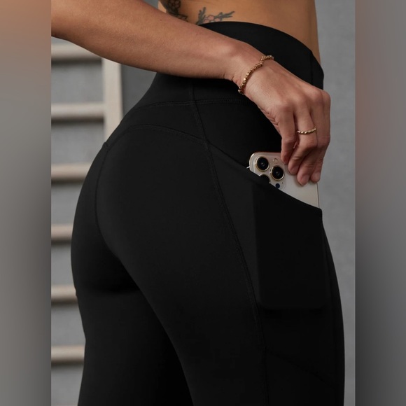 Fabletics Leggings and pant set! - Picture 8 of 14